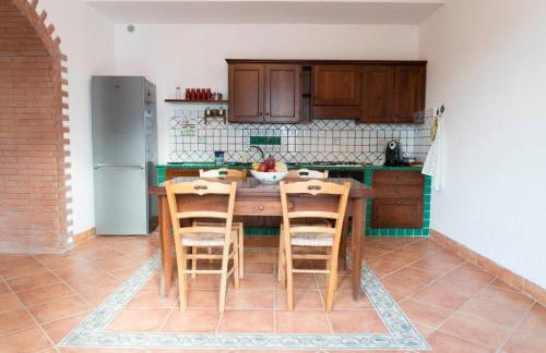 VILLA VICINUS - 120 mq - parking - garden - Foto 3