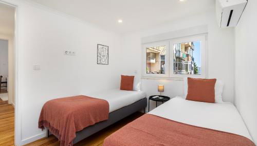 WHome Peaceful Algés Family Home away from City Noise - Photo 4