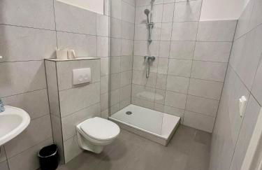 Zentrale Unterkunft in Neumünster - Photo 35