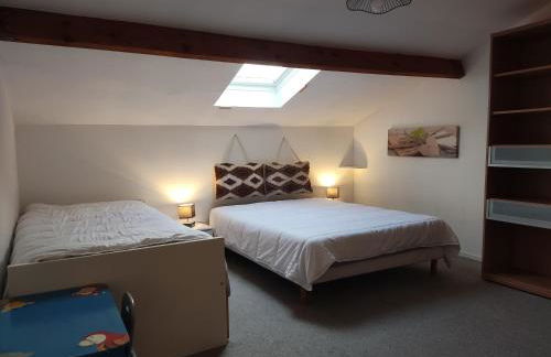 APPARTEMENT AU CALME AVEC PISCINE ET PARKING dans résidence securisée - Foto 9