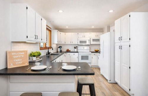 East Side 3 Br 2 full bath King Bed - Foto 2