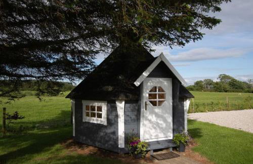 Bungalow with Hot Tub, BBQ Hut, Golf Net , Large Garden & Play Area - Foto 12