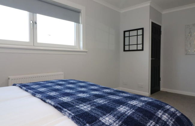 Sunnyside House - Holytown - Photo 5