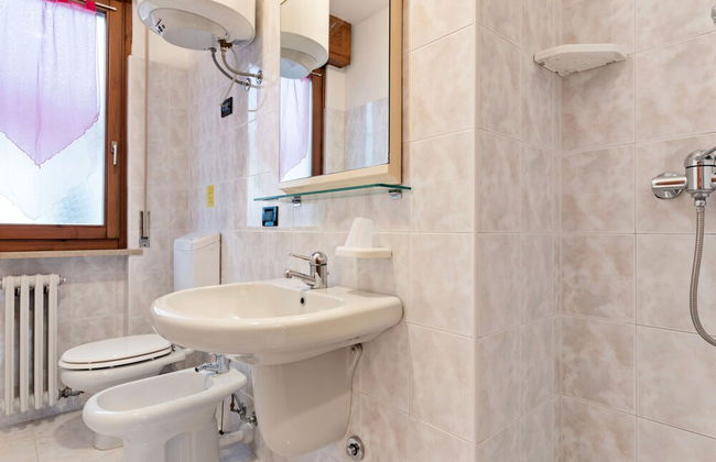 Nice Holiday Apartment near Lazise - Foto 14