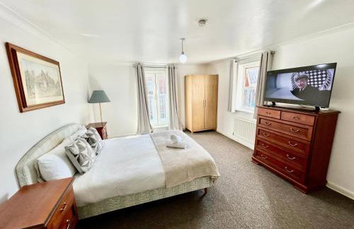 Mannys Apartment - Nice & Cozy 4Bed Flagship Lodge - Photo 6