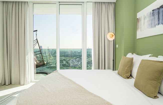 HomesGetaway-2BR Apt in 1 Residences - Photo 3