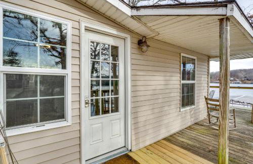 Fish and Boat on Lake of the Ozarks Waterfront Home - Foto 14