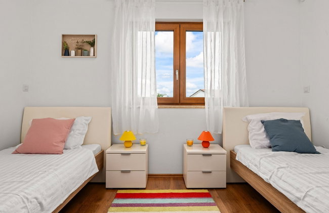 Holiday Home Mlačić - Photo 9