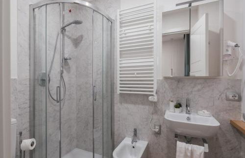 The Best Rent - Modern three-bedroom apartment a few steps from the Colosseum - Foto 23