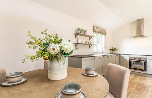 Delightful 2Bed Lodge in Downland Village - Pass the Keys - Foto 4