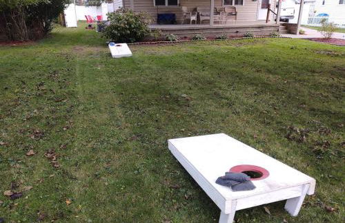 South Haven Getaway -Close to Beach & Town - Foto 49