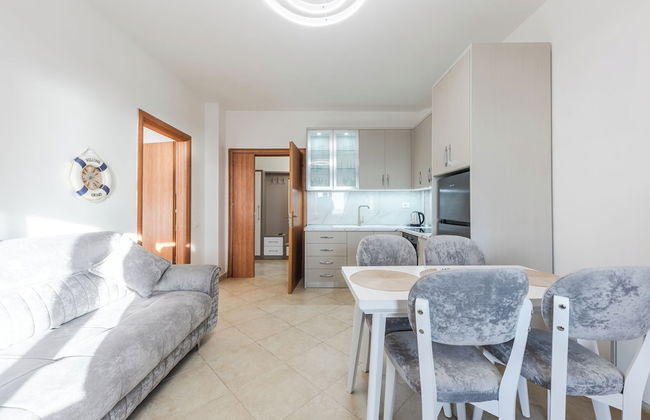 The Seaview Sanctuary - Photo 8