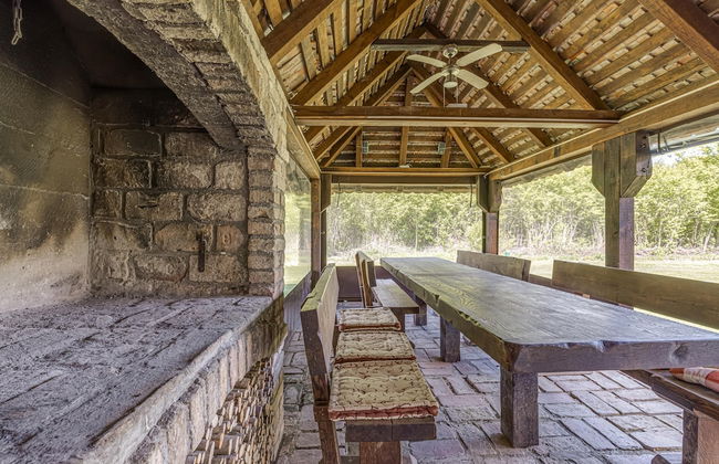 Riverside House With Hot Tub - Photo 24