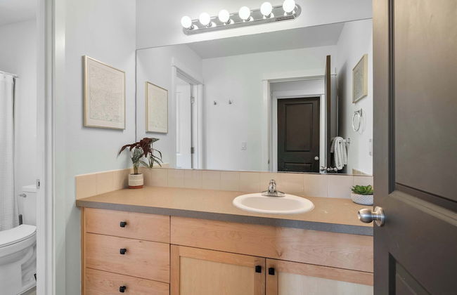 Hot-tub, 30 min From Mt. Bachelor - Photo 16