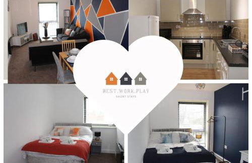 RestWorkPlayShortStays apartment, free parking and wifi, perfect for contractors, near to i54 park and city centre - Foto 4