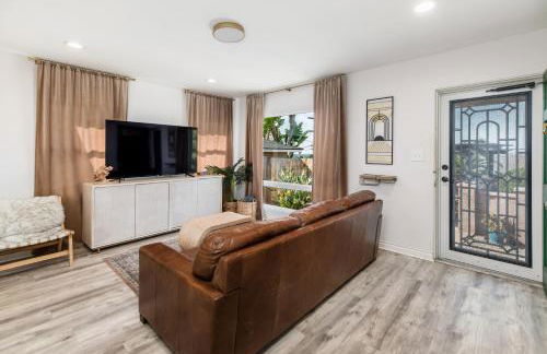 Downtown La Mesa gem - Photo 36