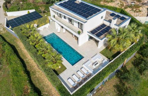 Villa LUMINOSA with outdoor and indoor pool and sauna - Foto 47