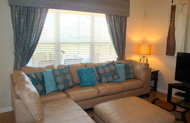 6BR 4BA Home in Windsor Hills by CV-2520 - Foto 28