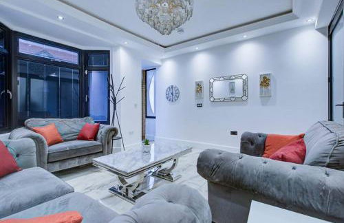 Luxurious House Leyton sleep7+garden next to Stratford - Foto 27