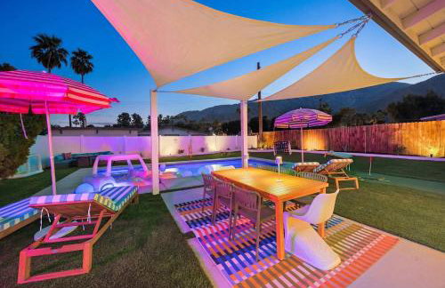 Desert Glow Getaway - Pool - Lounging - Backyard Games - Foto 2