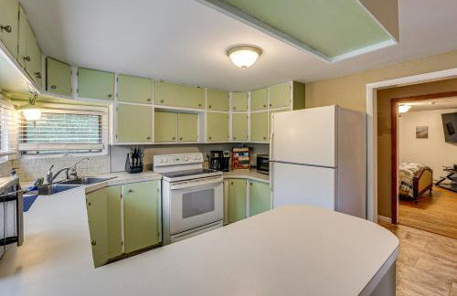 Detached Sauna, Movie Room! Relaxation in Muskegon - Foto 13