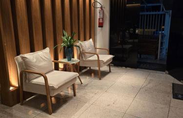 Apartamento aconchegante - Portaria 24 horas - Self Check-in - Bairro Sudoeste - Foto 19