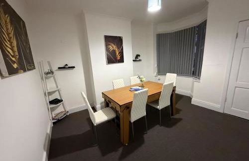 Rems 3bed apartment with games for fun, close to gym and garden view - Foto 29