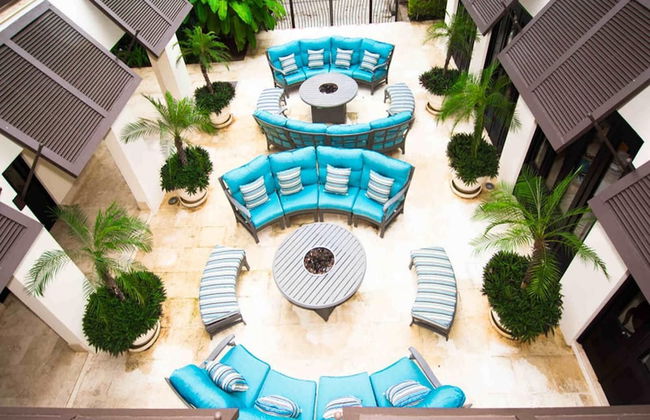 Luxe! Impressively designed 2nd-floor unit in Coco done in red and orange hues - Photo 14