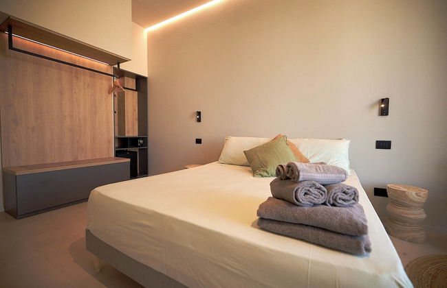 White Coast - Photo 34