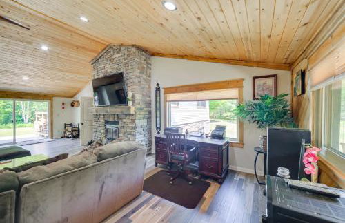 Champion Vacation Rental with Fire Pit! - Foto 10