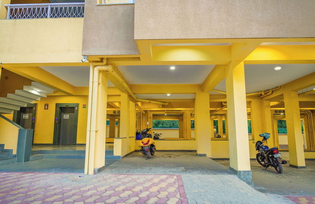 Alaya Stays Veera Serina 3 BHK with Pool - Foto 71