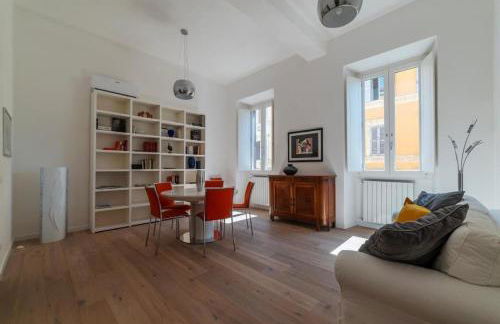 Bright apartment Acquario Romano - Foto 1