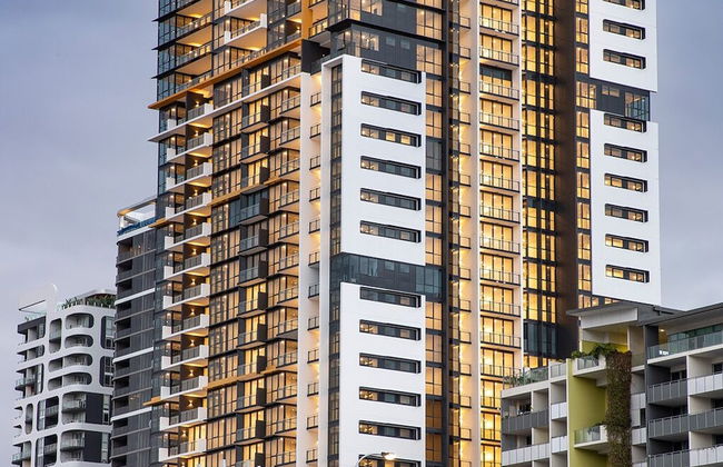 Charming Urban Retreat - Photo 20