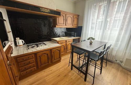 Grand T3 90m2 Haussmanien avec suite en centre ville et parking TOUT inclus - Foto 14