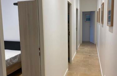 Maison moderne plain-pied 3 chambres jardin préau - Foto 17