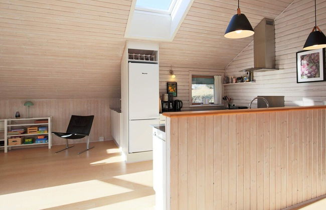 8 Person Holiday Home in Dronningmolle - Foto 17