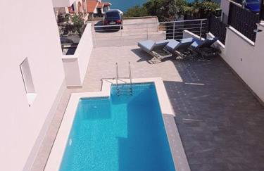 Cosy Corner - Photo 1