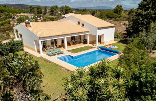 Casa Shani - Photo 1