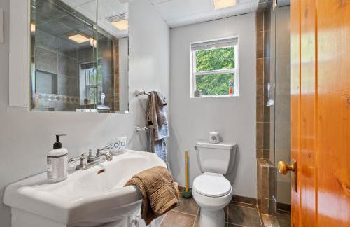 Sunset Shores - Waters Edge Cottage #2 by Simple Life Rentals - Foto 11