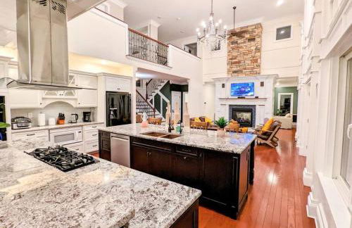 The Athena Hideaway - hottub, firepit, lake & racetrack - Foto 33