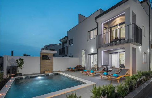 4 Bedroom Stunning Home In Nova Vas - Foto 11