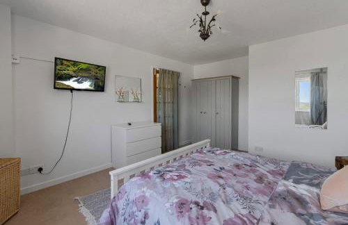 Springfield Deer View -No Commercial Sign written Vehicles,Private Hot Tub , 2 Dogs Max,Fishing Nearby & Communal Swimming Pool ,Pool open April to September - Foto 31