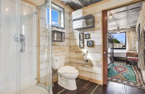 FlopHouze Shipping Container Hotel - Foto 5