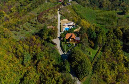 Family friendly house with a swimming pool Gornja Voca, Zagorje - 11873 - Foto 2