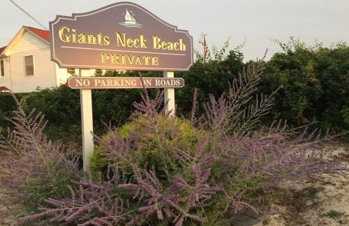 Your Nest Near The Beach - Photo 21