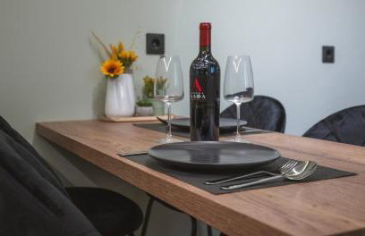 Lake Guest House - Photo 10