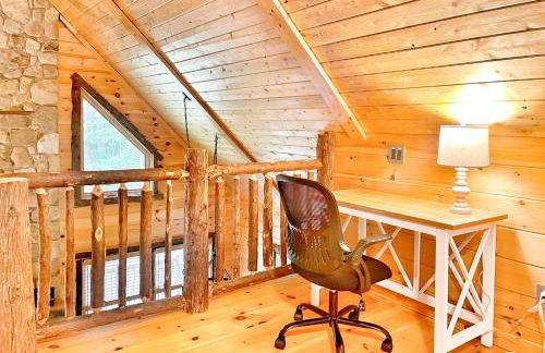 Adirondack Mountain Cabin with Hot Tub, Near Whiteface, Lake Placid, Fire Pit, Game Rm - Foto 23