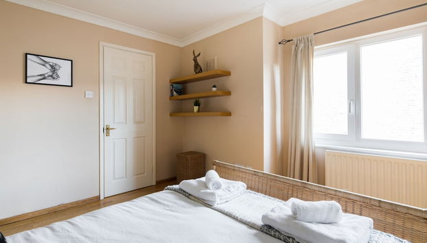 Spacious 2 Bed Apartment with Garden in Fulham - Foto 5, Habitación