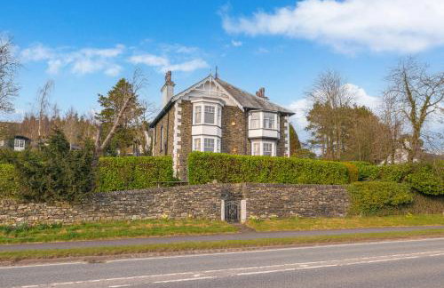 Georgian home with hot tub - Foto 1