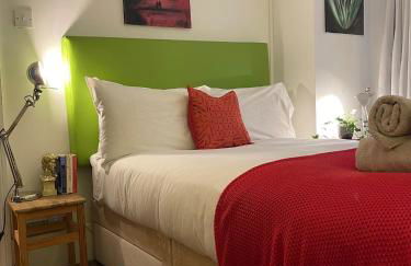 Comfy child/dog friendly garden flat heart Camden - Foto 27